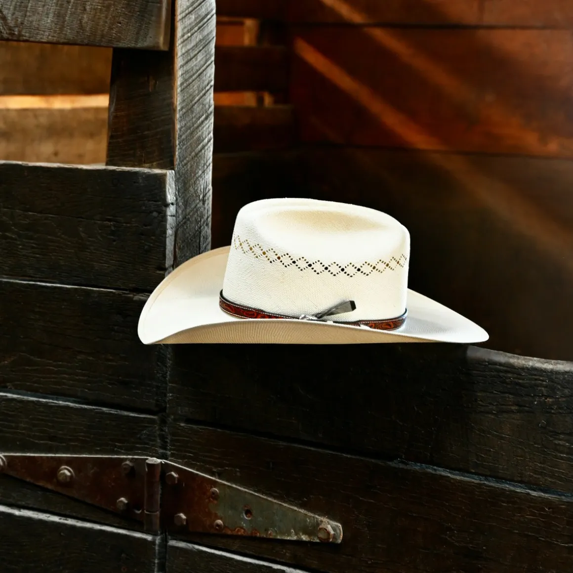 limited_edition__blue_moon_14-1.webp Bailey Hats Made In Usa | Limited Edition - Blue Moon Ivory